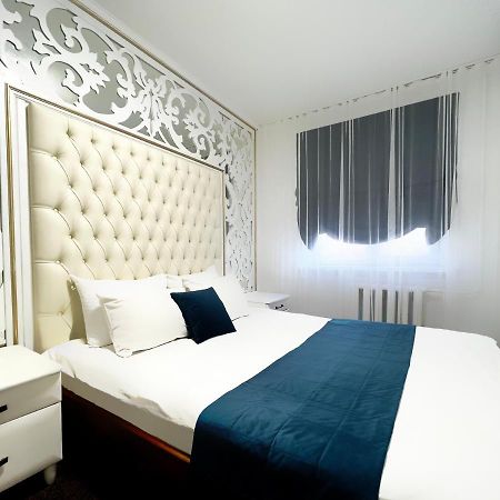 Enrico Hotel นิปโปร ภายนอก รูปภาพ
